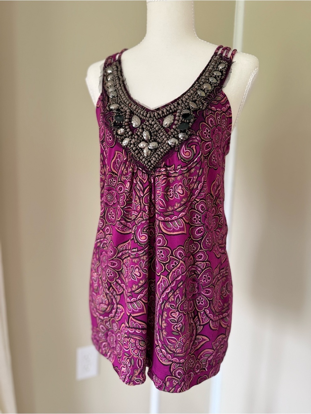 Vintage Y2K Tank Embellished Floral V-Neck Top Magenta Fresh Brewed Beaded M - Picture 3 of 6